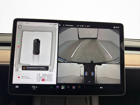 Tesla Model Y 20 of 26