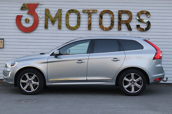 Volvo XC60 3 of 5