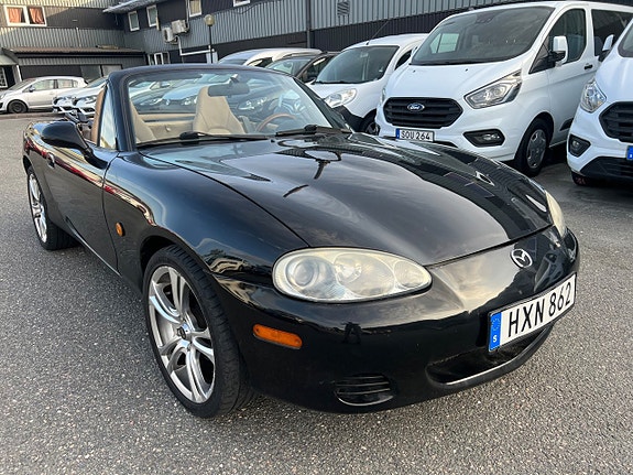 Mazda MX-5 2 of 6