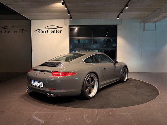 Porsche 911 Carrera S 6 of 26