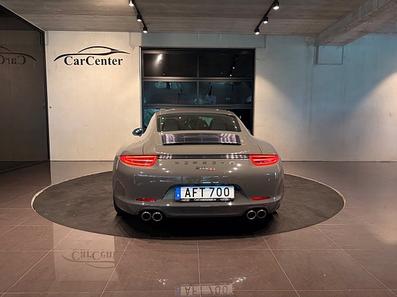 Porsche 911 Carrera S 9 of 26
