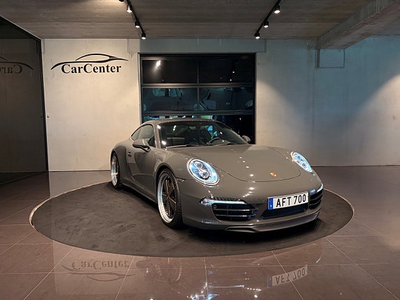 Porsche 911 Carrera S 2 of 26