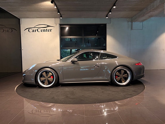 Porsche 911 Carrera S 11 of 26