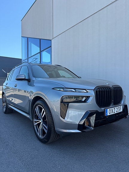BMW X7 12 of 30