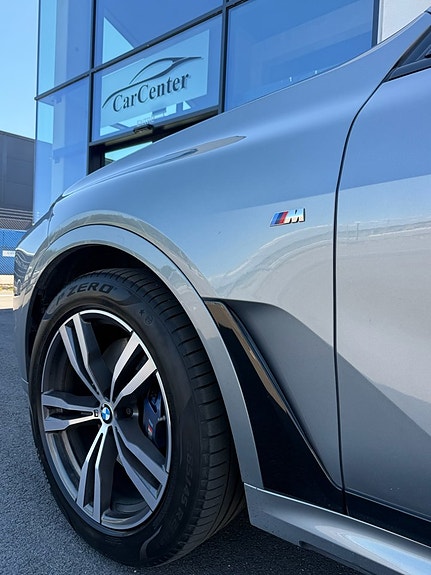 BMW X7 8 of 30