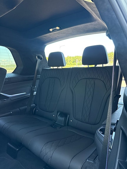 BMW X7 24 of 30