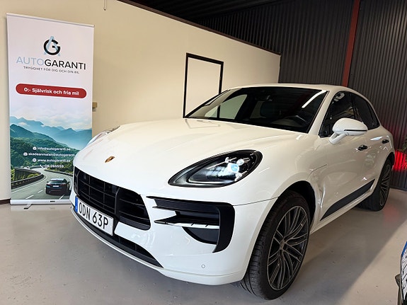 Porsche Macan 5 of 5