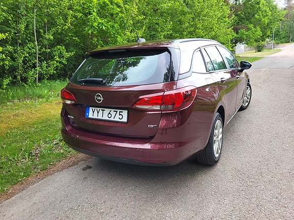 Opel Astra 4 of 5
