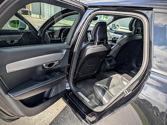 Volvo V90 12 of 16