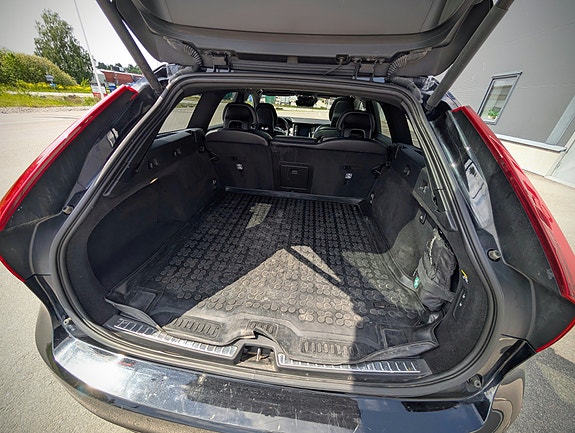 Volvo V90 16 of 16