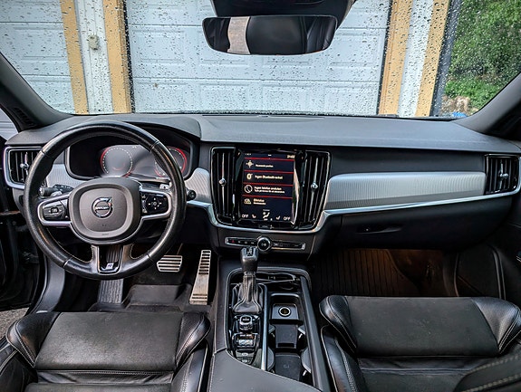 Volvo V90 7 of 16