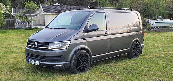 Volkswagen Transporter 2 of 5