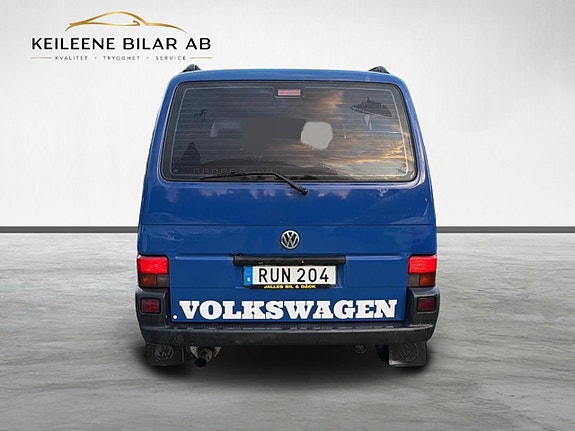 Volkswagen Caravelle 6 of 25