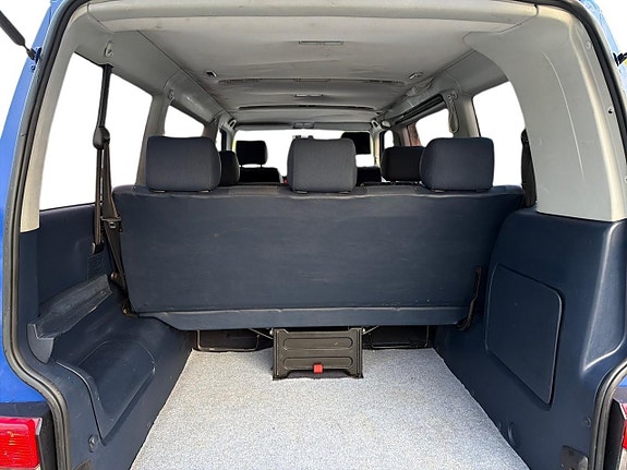 Volkswagen Caravelle 10 of 25
