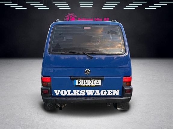 Volkswagen Caravelle 6 of 25