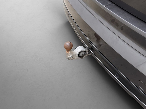 Volvo XC90 9 of 30