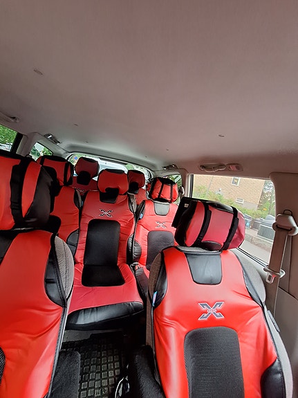 Hyundai Trajet 9 of 16