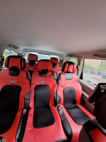 Hyundai Trajet 10 of 16