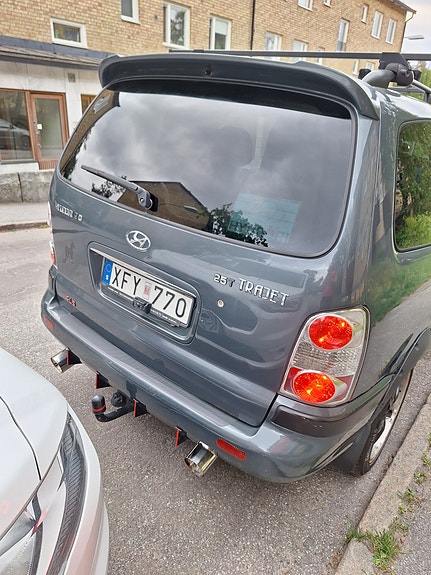 Hyundai Trajet 14 of 16