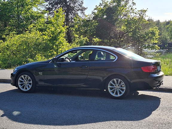 BMW 335i 3 of 17
