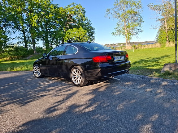BMW 335i 15 of 17