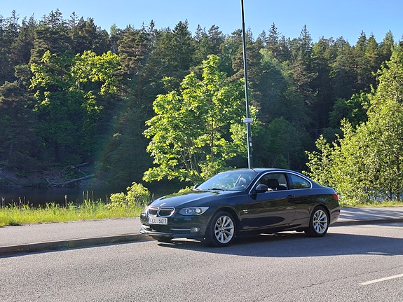BMW 335i 16 of 17