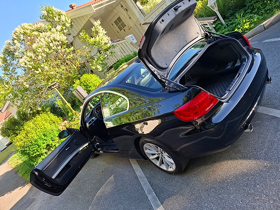 BMW 335i 7 of 17