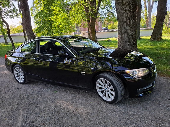 BMW 335i 2 of 17