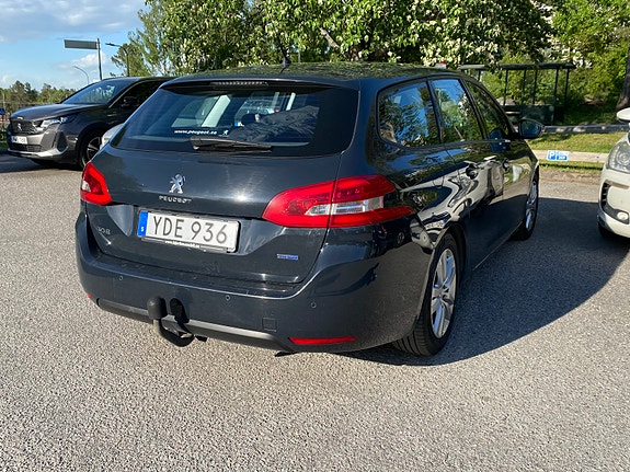 Peugeot 308 SW 9 of 20