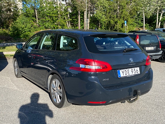 Peugeot 308 SW 8 of 20