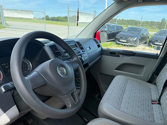 Volkswagen Transporter 10 of 11