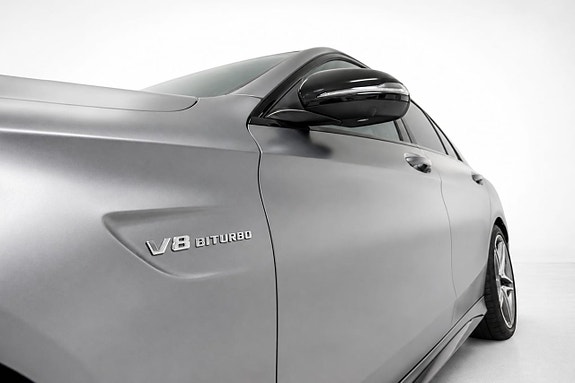 Mercedes-Benz AMG C63 S 3 of 5