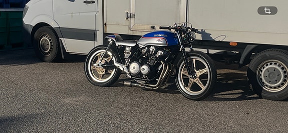 Honda CB750 2 of 5