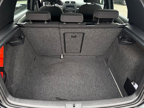 Volkswagen Golf VI 19 of 20