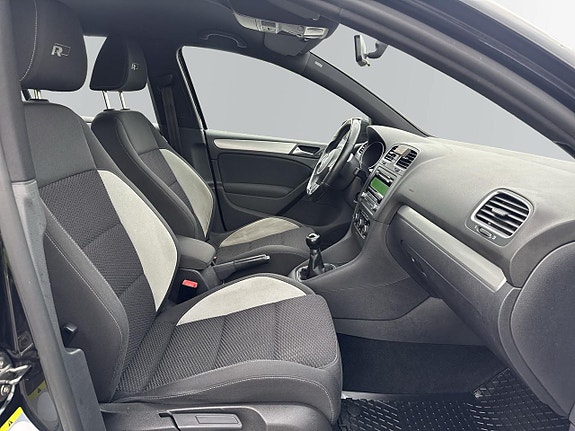 Volkswagen Golf VI 8 of 20