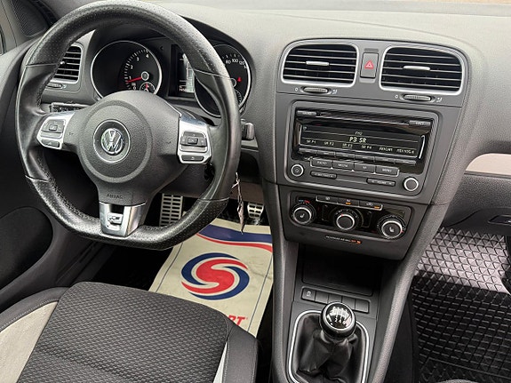 Volkswagen Golf VI 9 of 20