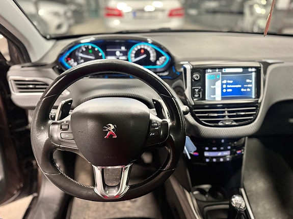 Peugeot 2008 9 of 13