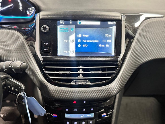 Peugeot 2008 10 of 13