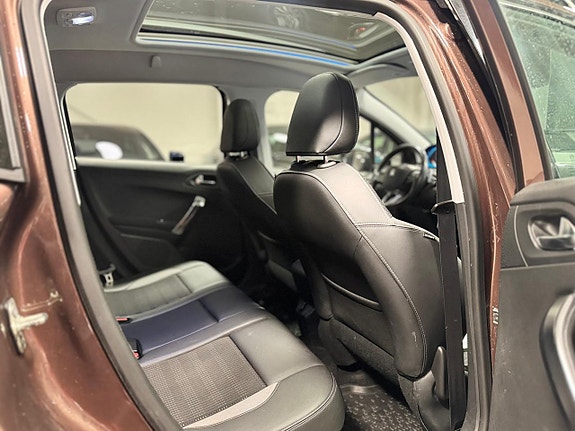 Peugeot 2008 5 of 5