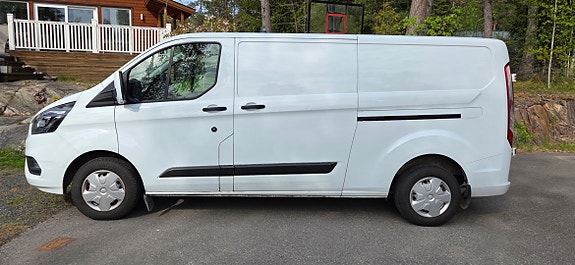 Ford Transit Custom 3 of 5