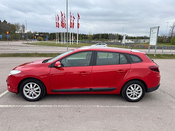 Renault Megane III 2 of 23