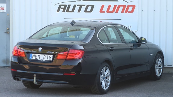 BMW 520d 4 of 5