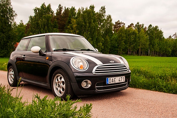 MINI Cooper 3 of 5