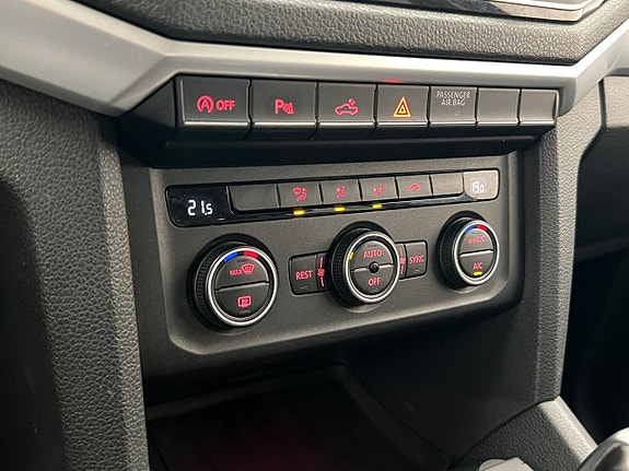 Volkswagen Amarok 20 of 29
