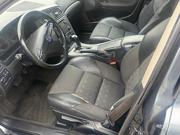 Volvo S60 5 of 5