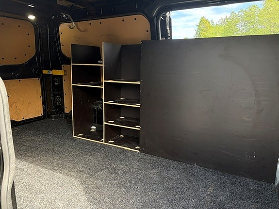 Ford Transit Custom 8 of 9