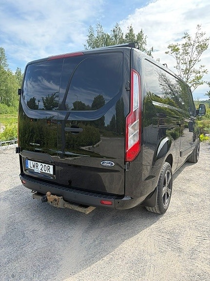 Ford Transit Custom 4 of 9