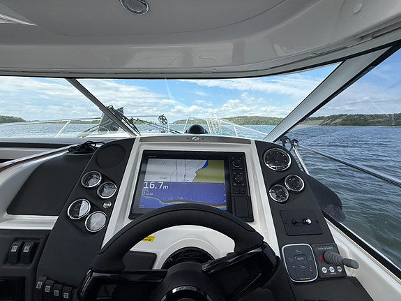 Aquador 27 HT 2 of 15