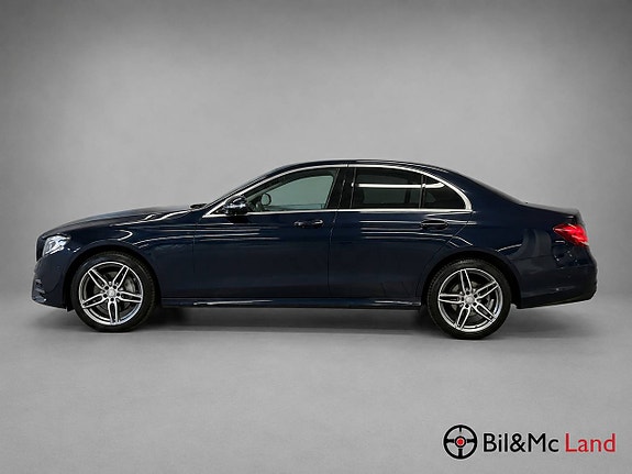 Mercedes-Benz E220 d 2 of 5