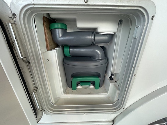 Adria Adora 502 UL / ALDE / Långbäddar / Fint skick / 1395kr/månad 5 of 5